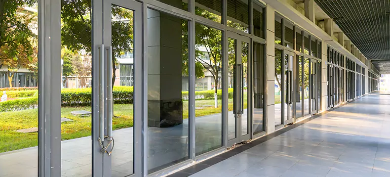 Professional Accordion Door Repair in Quebec City, Quebec