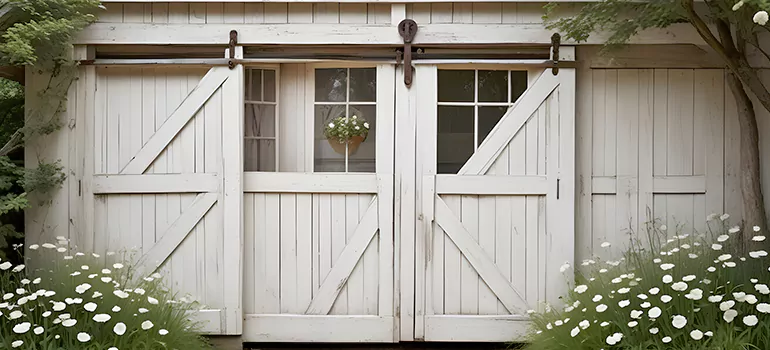 Rear Barn Door Repair in Lairet, QC