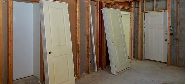 Heavy Duty Sliding Door in Quebec City, QC