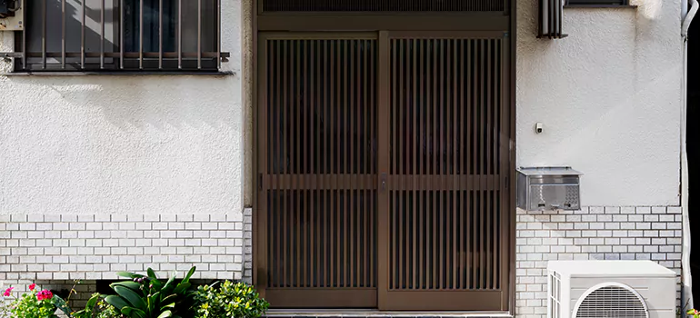 Bifold Louvre Doors in Laurentien, Quebec