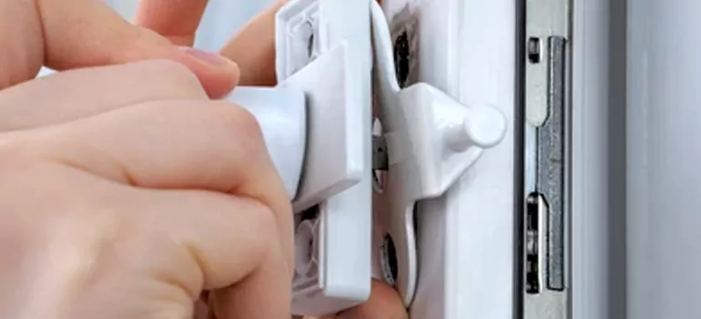 Window Lock Assembly in Quebec City, QC
