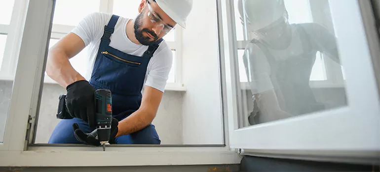 Replace Broken Window Pane in Quebec City, QC