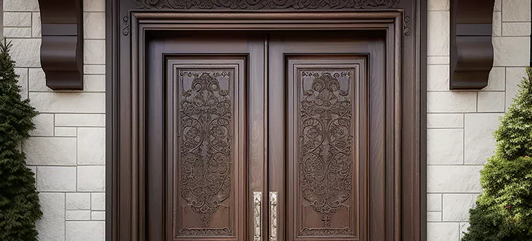 Front Door Moulding in Quebec City, QC