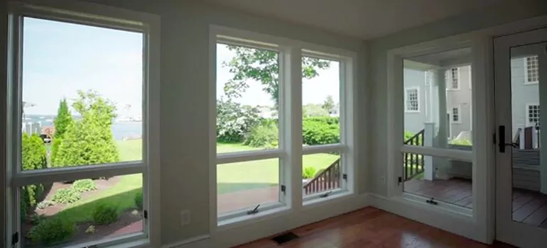 Double-hung Window Repair in Quebec City, QC