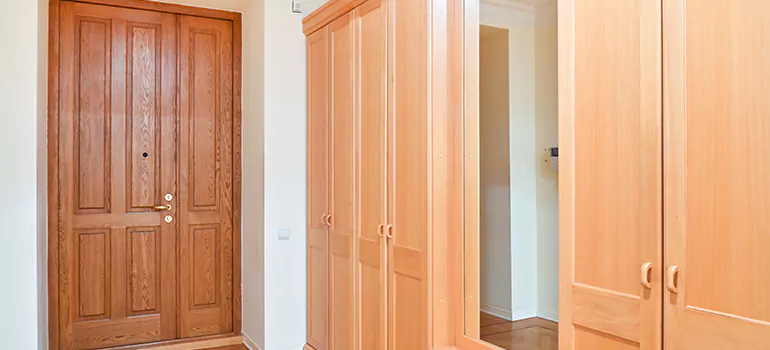 Prehung Wood Interior Doors in Quebec City, QC