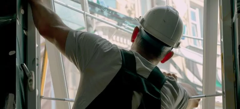 Install Exterior Storm Windows in Quebec City, QC
